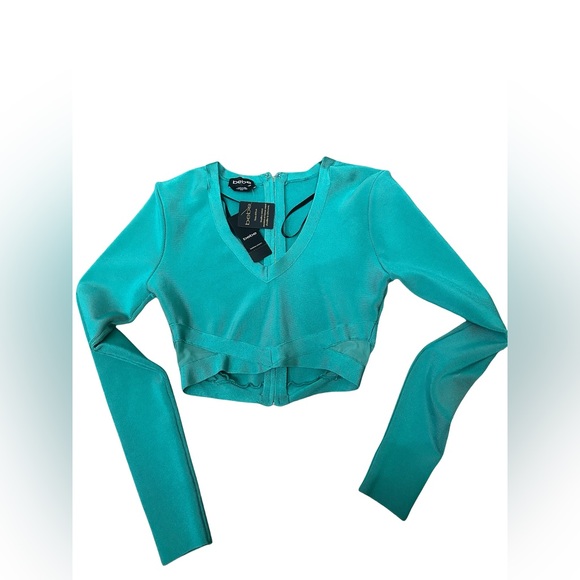 Bebe Turquoise V-Neck Crop Top - Picture 2 of 3